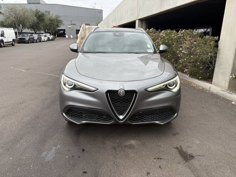 Used 2021 Alfa Romeo Stelvio Ti image 4
