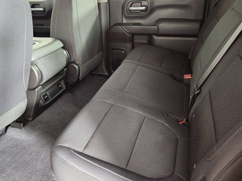 Used 2019 Chevrolet Silverado 1500 Custom w/ Custom Convenience Package AWD/4WD image 21
