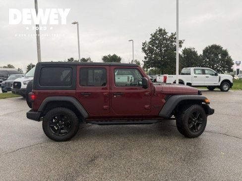 Used 2021 Jeep Wrangler Unlimited Sport AWD/4WD image 9