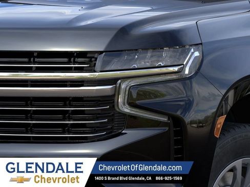 New 2024 Chevrolet Suburban LT AWD/4WD image 10