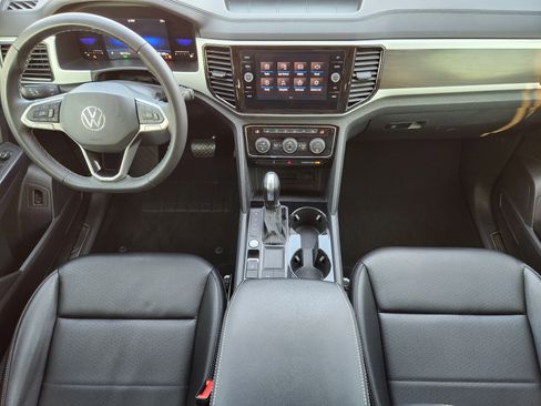 Used 2022 Volkswagen Atlas SE w/ Panoramic Sunroof Package image 27