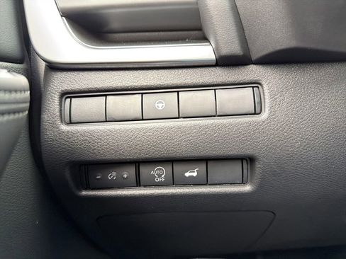 New 2026 Nissan Rogue SV image 23