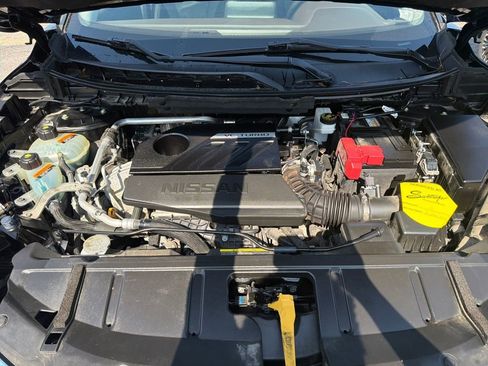 Used 2023 Nissan Rogue SV image 23
