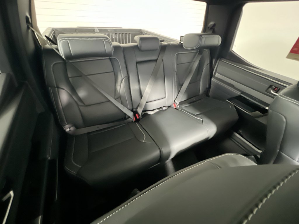 New 2026 Toyota Tundra Limited AWD/4WD image 31