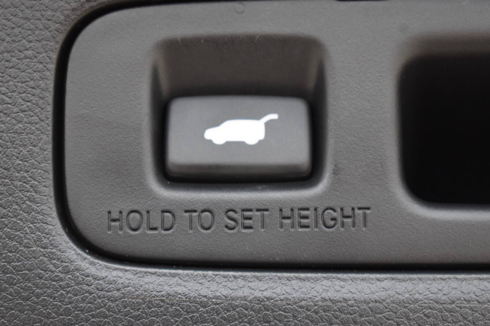 Used 2024 Honda CR-V Sport Touring image 14