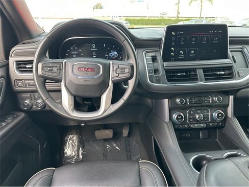 Certified 2024 GMC Yukon SLT image 7