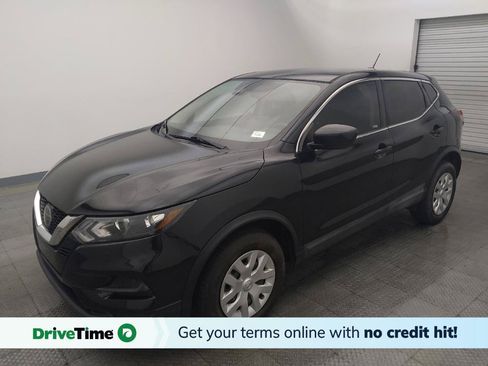 Used 2020 Nissan Rogue Sport S FWD image 1