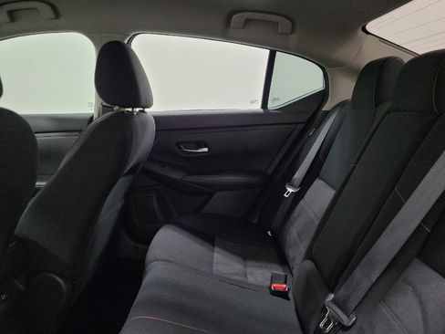 Used 2022 Nissan Sentra SR w/ Midnight Edition FWD image 18
