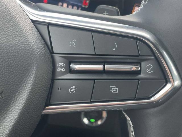 New 2027 Chevrolet Traverse LT w/ Driver Confidence Package FWD image 17
