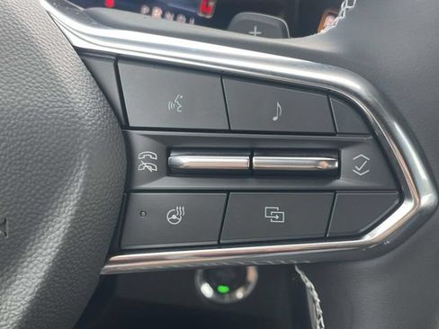 New 2027 Chevrolet Traverse LT w/ Driver Confidence Package FWD image 17