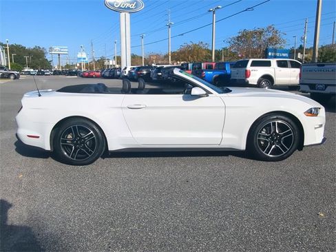Used 2021 Ford Mustang Premium image 4