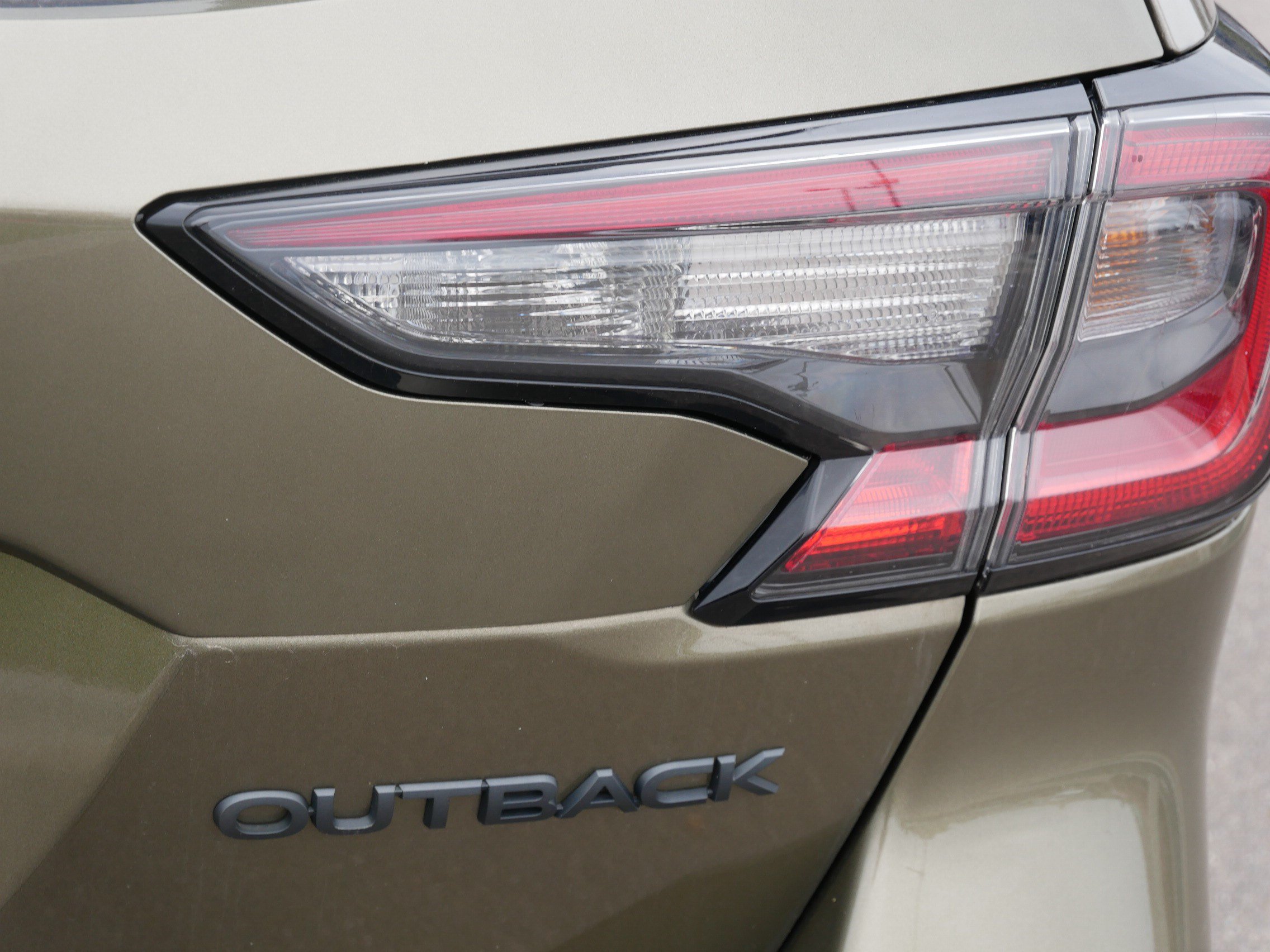 Certified 2025 Subaru Outback Onyx Edition AWD/4WD image 17