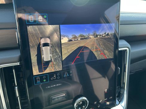 New 2026 GMC Yukon Denali w/ Sun & Power Step Package image 32