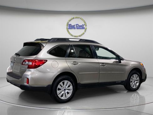 Used 2016 Subaru Outback 2.5i Premium AWD/4WD image 5