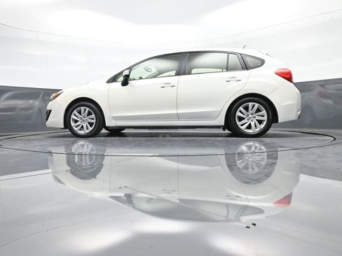 Used 2016 Subaru Impreza 2.0i Premium image 31