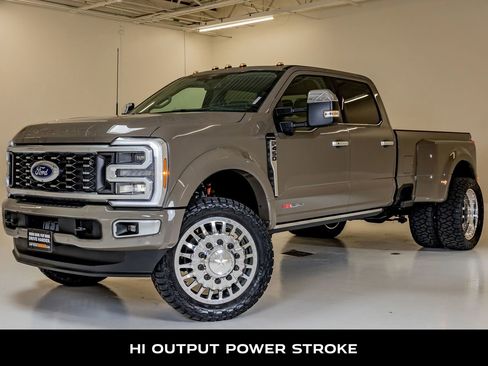 Used 2026 Ford F450 Platinum AWD/4WD image 5