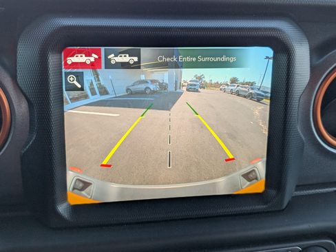 Used 2021 Jeep Gladiator Mojave image 16