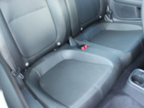 Used 2016 Volkswagen Beetle 1.8T SE FWD image 16