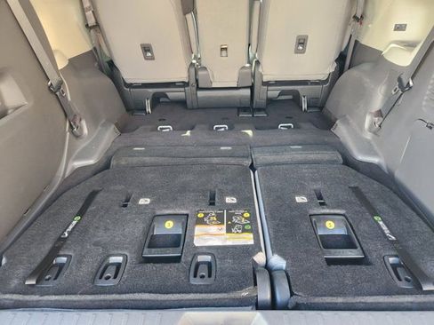 Used 2022 Toyota Sienna LE w/ LE Plus Package image 32