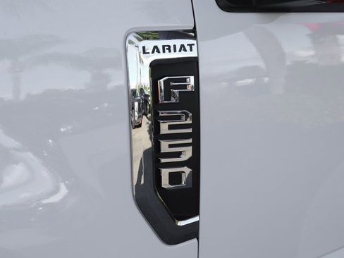 Used 2019 Ford F250 Lariat w/ Lariat Value Package image 57