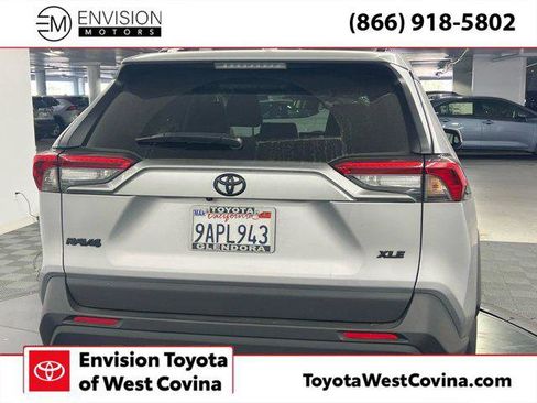 Certified 2022 Toyota RAV4 XLE Premium image 7