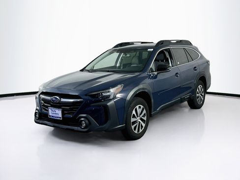 Used 2024 Subaru Outback Premium AWD/4WD image 1