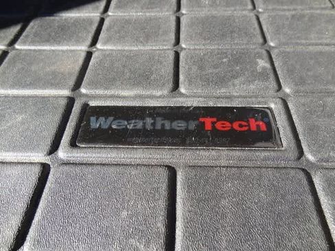 Used 2013 Toyota Highlander SE image 20