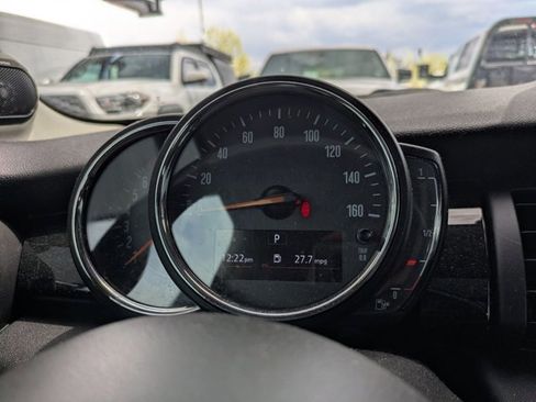 Used 2019 MINI Cooper S w/ Premium Package FWD image 9