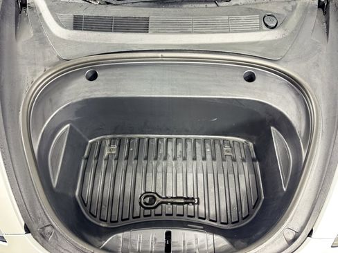 Used 2022 Tesla Model 3 Standard Range image 35