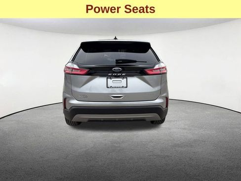 Used 2022 Ford Edge SEL w/ Convenience Package image 9
