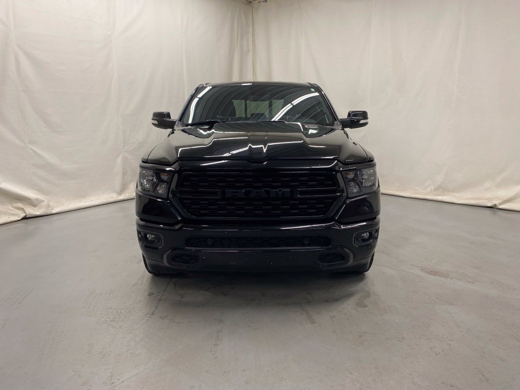 Used 2022 RAM 1500 Big Horn AWD/4WD image 3