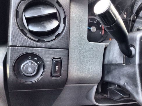 Used 2012 Ford F250 XL w/ XL Value Pkg RWD image 18