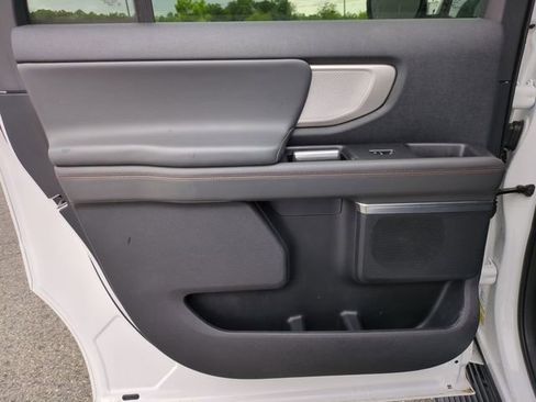 Used 2025 Ford Expedition Max Active RWD image 27