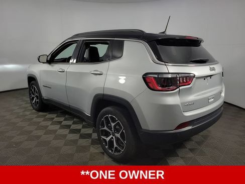 Used 2025 Jeep Compass Limited AWD/4WD image 6