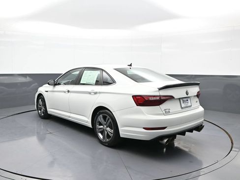 Used 2020 Volkswagen Jetta R-Line w/ R-Line Cold Weather Package FWD image 8