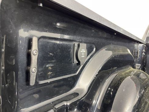 Used 2022 RAM 3500 Laramie AWD/4WD image 51