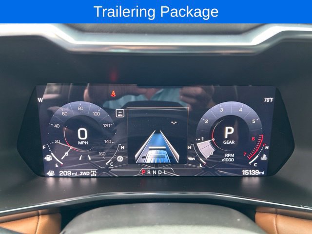 Certified 2024 GMC Canyon AT4 w/ Technology Package AWD/4WD image 9