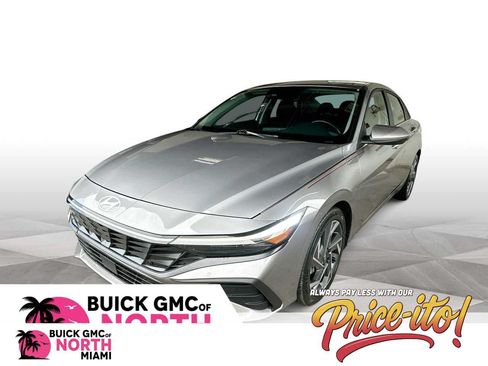 Used 2025 Hyundai Elantra SEL FWD image 1