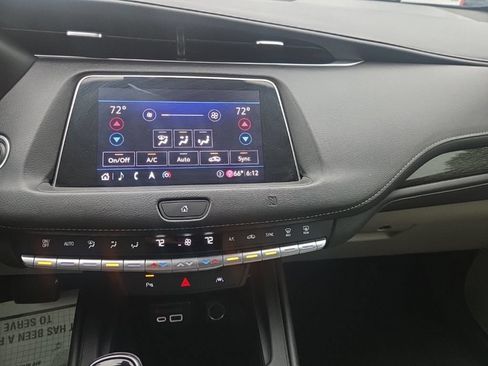 Used 2020 Cadillac XT4 Premium Luxury w/ Driver Awareness Package AWD/4WD image 14