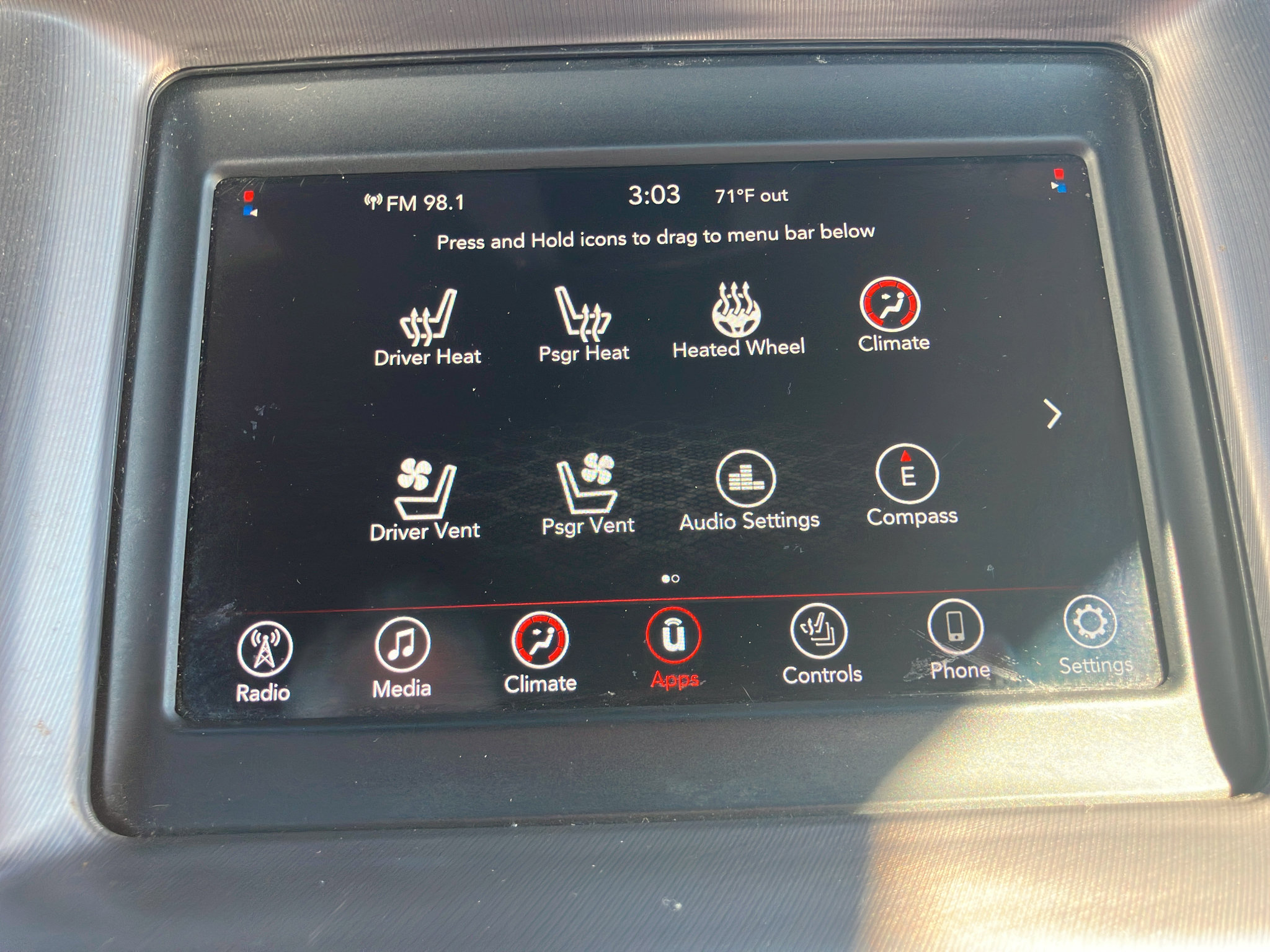 Used 2019 Dodge Charger SXT w/ Leather Interior Group RWD image 17