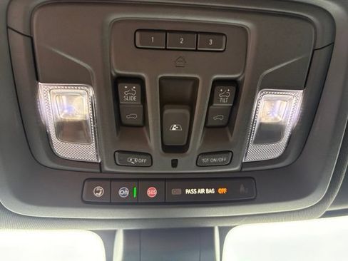 Used 2020 GMC Sierra 1500 AT4 w/ AT4 Premium Package AWD/4WD image 31