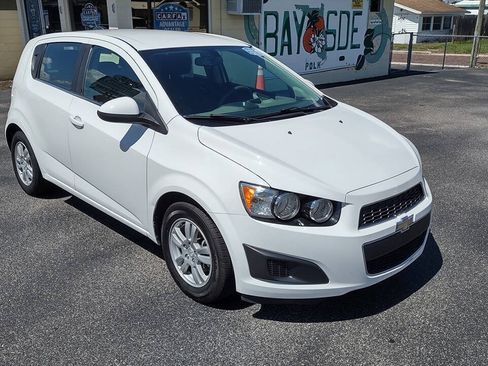 Used 2016 Chevrolet Sonic LT FWD image 3