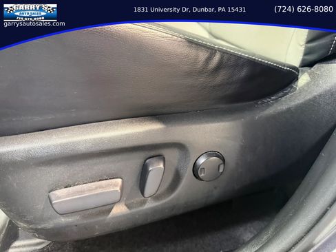 Used 2017 Toyota RAV4 Platinum AWD/4WD image 17