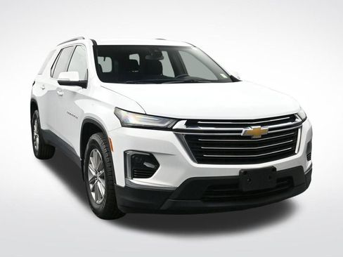 Used 2022 Chevrolet Traverse LT w/ LPO, Floor Liner Package image 7