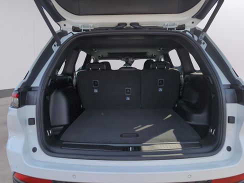 New 2025 Jeep Grand Cherokee Altitude image 37