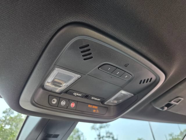 Used 2023 Chevrolet Traverse LT FWD image 36