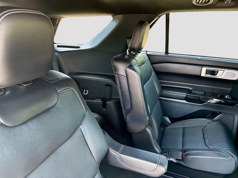 Used 2023 Ford Explorer ST w/ Equipment Group 401A AWD/4WD image 28