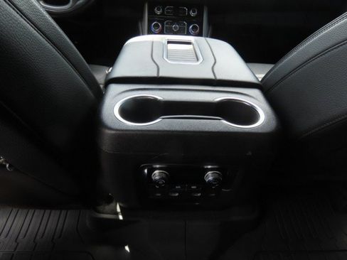 Used 2024 GMC Yukon Denali w/ Advanced Technology Package RWD image 18