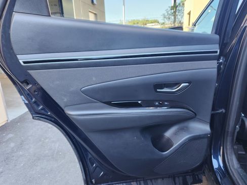 Certified 2022 Hyundai Tucson Limited image 18