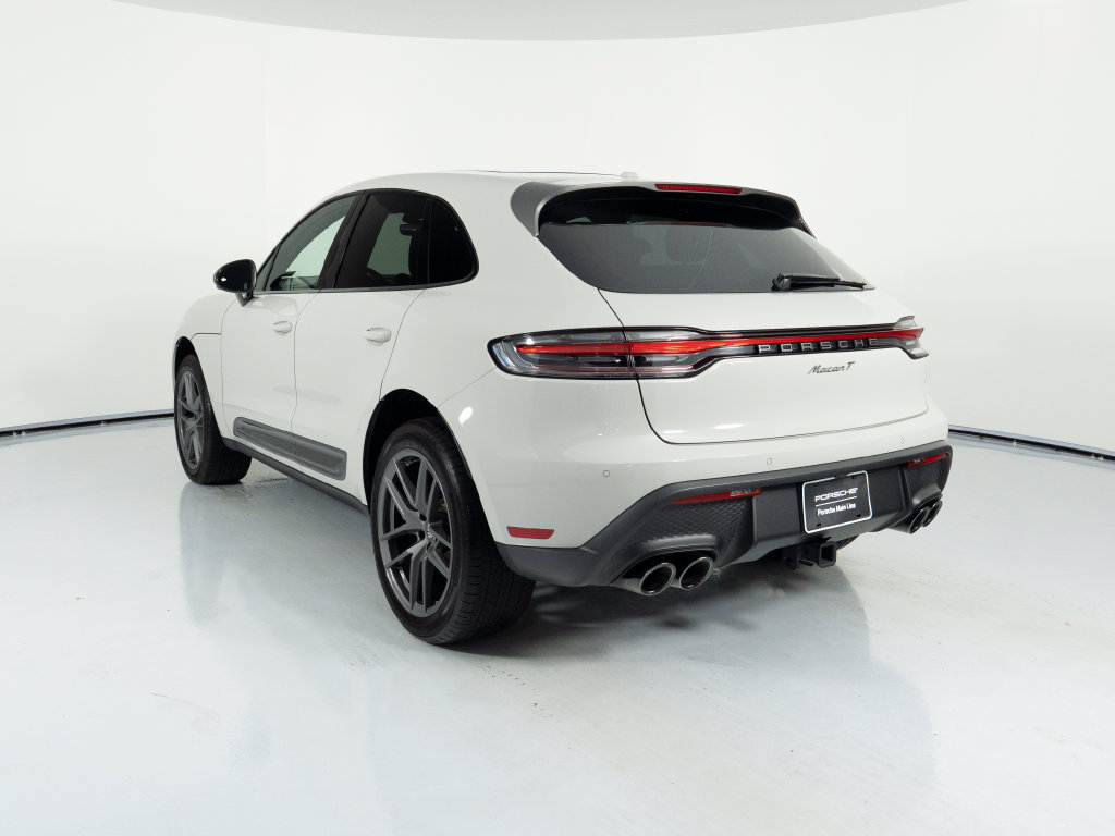 Certified 2026 Porsche Macan Turbo AWD/4WD image 3